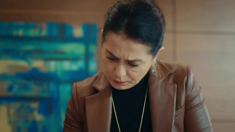 Кадры из сериала Ребенок 15 серия 1 сезон (2019)